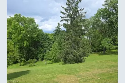 7623 Alan Parkway, Middleburg Heights, OH 44130 - Photo 3
