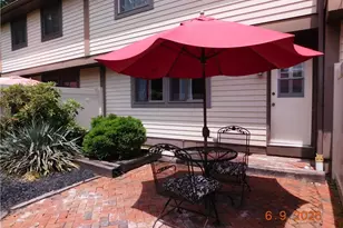 934 Hampton Ridge Dr, Akron, OH 44313 - Photo 35