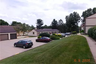 934 Hampton Ridge Dr, Akron, OH 44313 - Photo 41