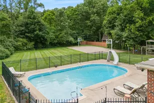 70 S Meadowcroft Dr, Akron, OH 44313 - Photo 35