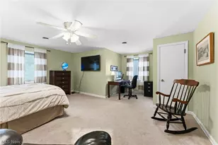 70 S Meadowcroft Dr, Akron, OH 44313 - Photo 31
