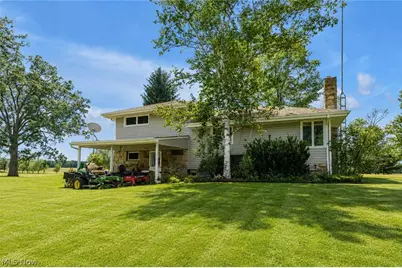 4146 Barclay Messerly Road, Worthington, OH 44470 - Photo 17