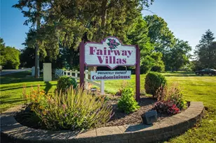 2551 Royal County Down, Uniontown, OH 44685 - Photo 19