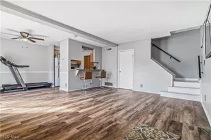 2551 Royal County Down, Uniontown, OH 44685 - Photo 5