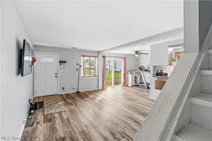 2551 Royal County Down, Uniontown, OH 44685 - Photo 7