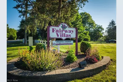 2551 Royal County Down, Uniontown, OH 44685 - Photo 19