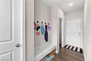 8949 Larkspur Dr, Columbia Station, OH 44028 - Photo 15
