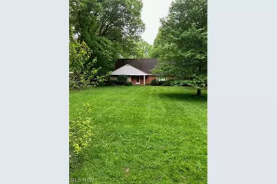 5840-42 Pawnee Street NW, North Canton, OH 44720 - Photo 3