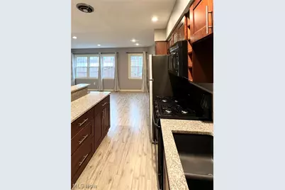 20301 Shelburne Road #9B, Huber Heights, OH 44118 - Photo 3