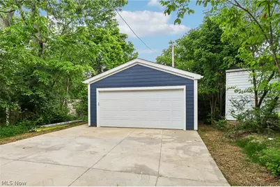 3621 Glencairn Road, Huber Heights, OH 44122 - Photo 31
