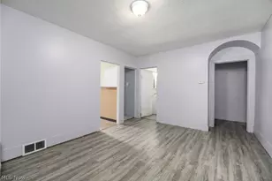 1740 Anton St, Akron, OH 44320 - Photo 17
