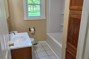 10024 Cummins Ln, Deerfield, OH 44411 - Photo 11