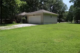 10024 Cummins Ln, Deerfield, OH 44411 - Photo 29