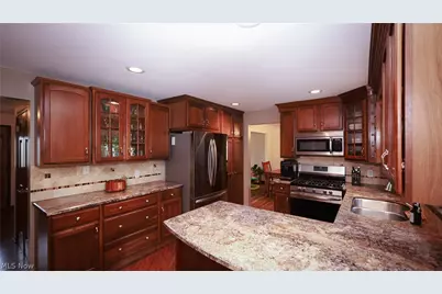 539 Hickory Hollow Drive, Canfield, OH 44406 - Photo 5