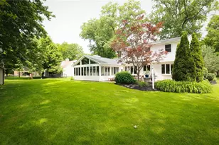 539 Hickory Hollow Dr, Canfield, OH 44406 - Photo 21