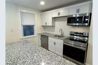 2218 W 30th Street, Loveland, OH 44113 - Photo 11