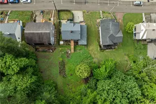 26 Elm St, Bridgeport, OH 43912 - Photo 25