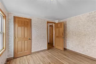 26 Elm St, Bridgeport, OH 43912 - Photo 15