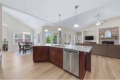 34779 Legends Way, Grafton, OH 44044 - Photo 13