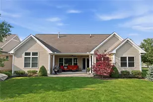 34779 Legends Way, Grafton, OH 44044 - Photo 3