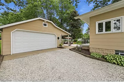 8562 Essex Avenue NW, North Canton, OH 44720 - Photo 31