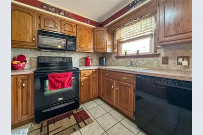 2308 Bears Den Road, Youngstown, OH 44511 - Photo 13