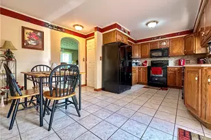 2308 Bears Den Rd, Youngstown, OH 44511 - Photo 15