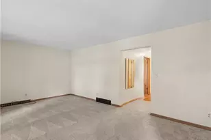 2115 Daniels Ave, Akron, OH 44312 - Photo 7