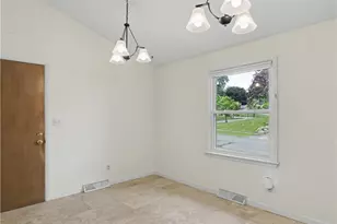 2115 Daniels Ave, Akron, OH 44312 - Photo 9