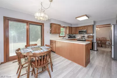1133 Sharonbrook Drive, Twinsburg, OH 44087 - Photo 9