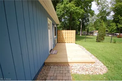 10029 Cummins Drive, Deerfield, OH 44411 - Photo 7