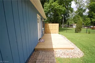 10029 Cummins Dr, Deerfield, OH 44411 - Photo 7