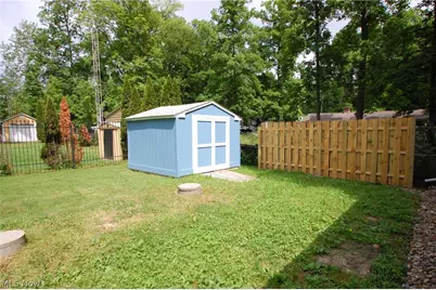 10029 Cummins Drive, Deerfield, OH 44411 - Photo 9