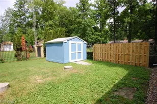 10029 Cummins Dr, Deerfield, OH 44411 - Photo 9
