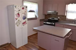 25 W 48th St, Shadyside, OH 43947 - Photo 3