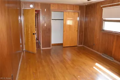 25 W 48th Street, Shadyside, OH 43947 - Photo 13