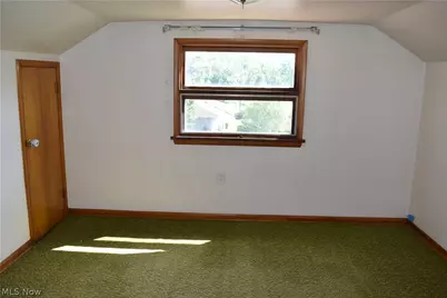 25 W 48th Street, Shadyside, OH 43947 - Photo 17