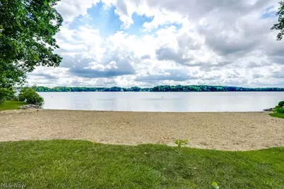 10125 Driftwood Cove #E, Aurora, OH 44202 - Photo 23