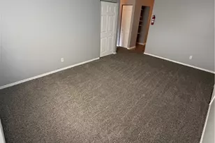 166 Kendall Ave, Campbell, OH 44405 - Photo 3