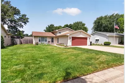 758 Abbe Road N, Elyria, OH 44035 - Photo 3