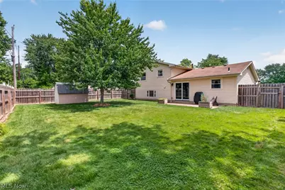 758 Abbe Road N, Elyria, OH 44035 - Photo 29