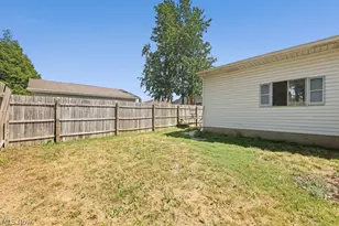 611 Herbert Rd, Akron, OH 44312 - Photo 7
