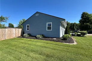 4686 Knickerbocker Cir, Ashtabula, OH 44004 - Photo 3