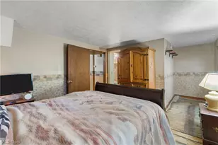 2377 Greensburg Rd, North Canton, OH 44720 - Photo 21
