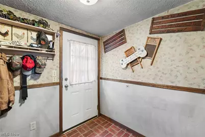 2377 Greensburg Road, North Canton, OH 44720 - Photo 23