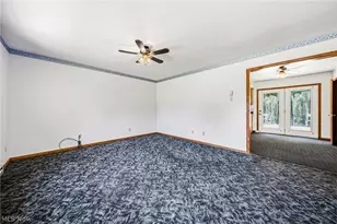 1682 Sugar Creek Creek, Rock Creek, OH 44084 - Photo 5