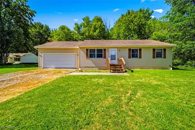 1682 Sugar Creek Creek, Rock Creek, OH 44084 - Photo 1