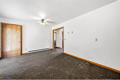 1682 Sugar Creek Creek, Rock Creek, OH 44084 - Photo 11