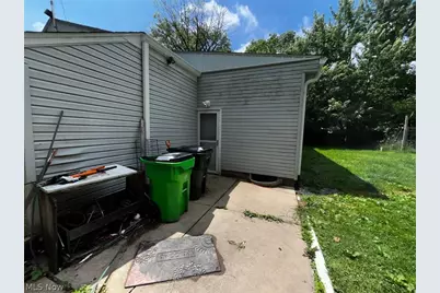 3930 Stow Road, Stow, OH 44224 - Photo 5