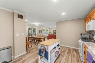 5923 Mills Creek Ln, North Ridgeville, OH 44039 - Photo 9